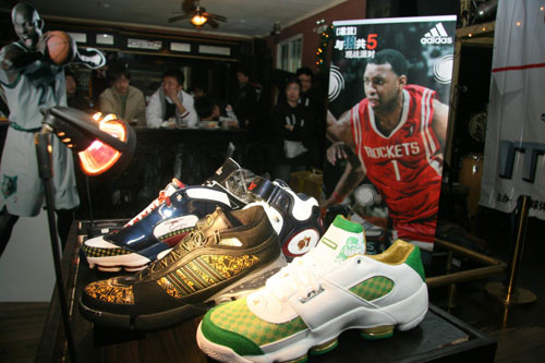 话题中不断 话题中不断