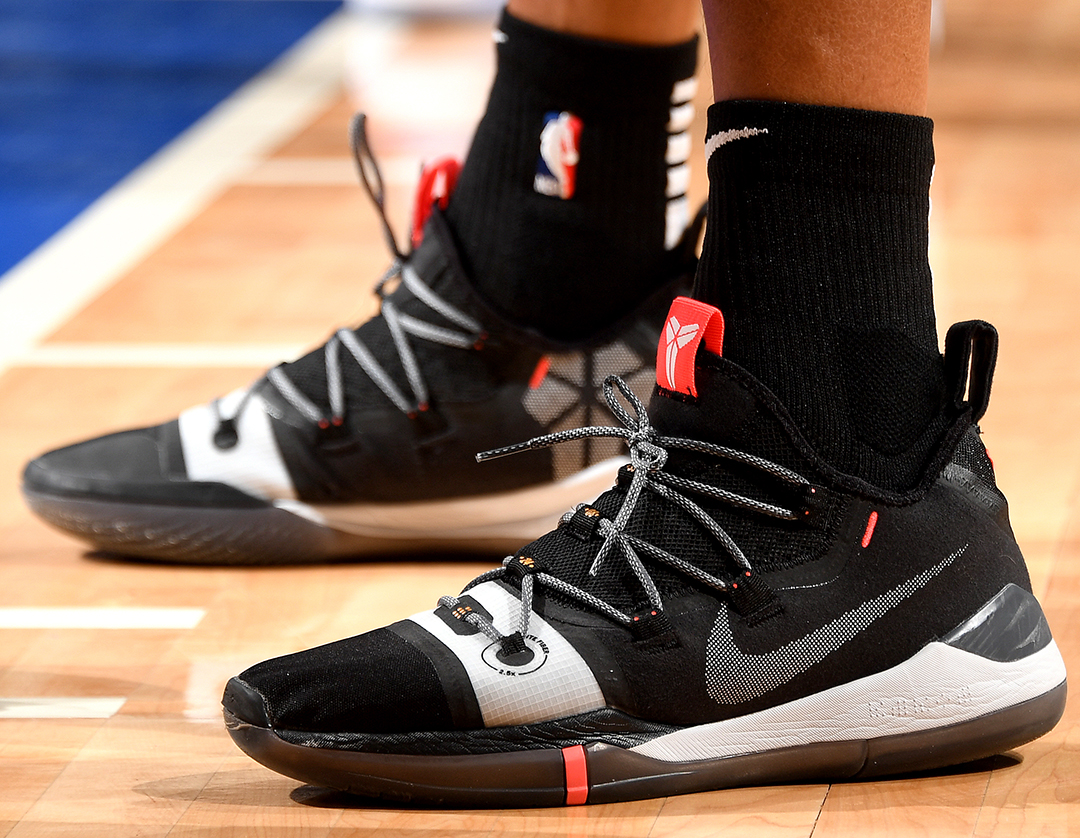 考虑到他年 考虑到他年