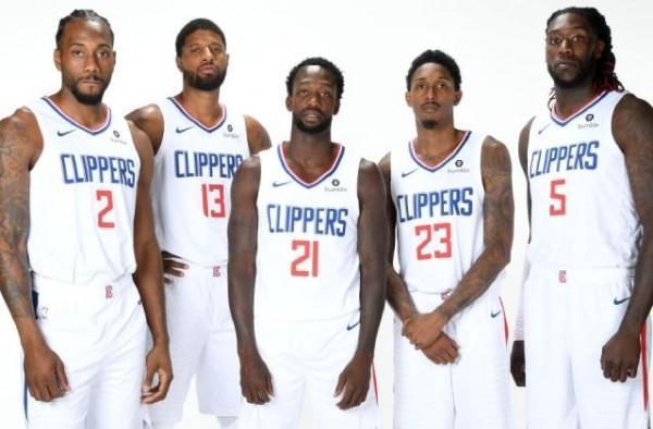 更衣室维度 更衣室维度